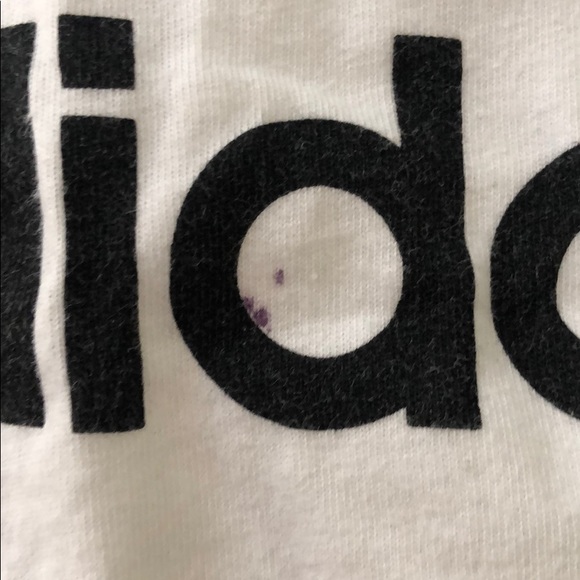 Plain White Adidas t-shirt - Picture 3 of 4